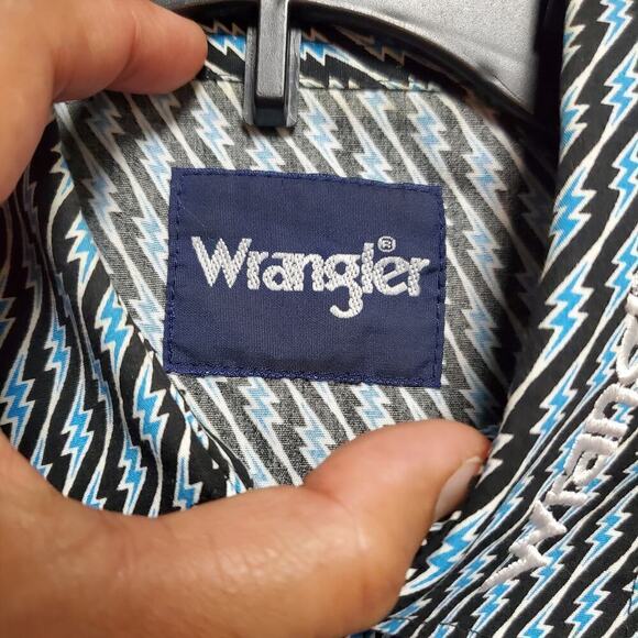 Wrangler Embroidered Snap Black Pearl Button Up Front Closure Size XL Boys - Picture 5 of 13